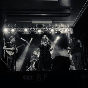 Meet your Posher, Madison